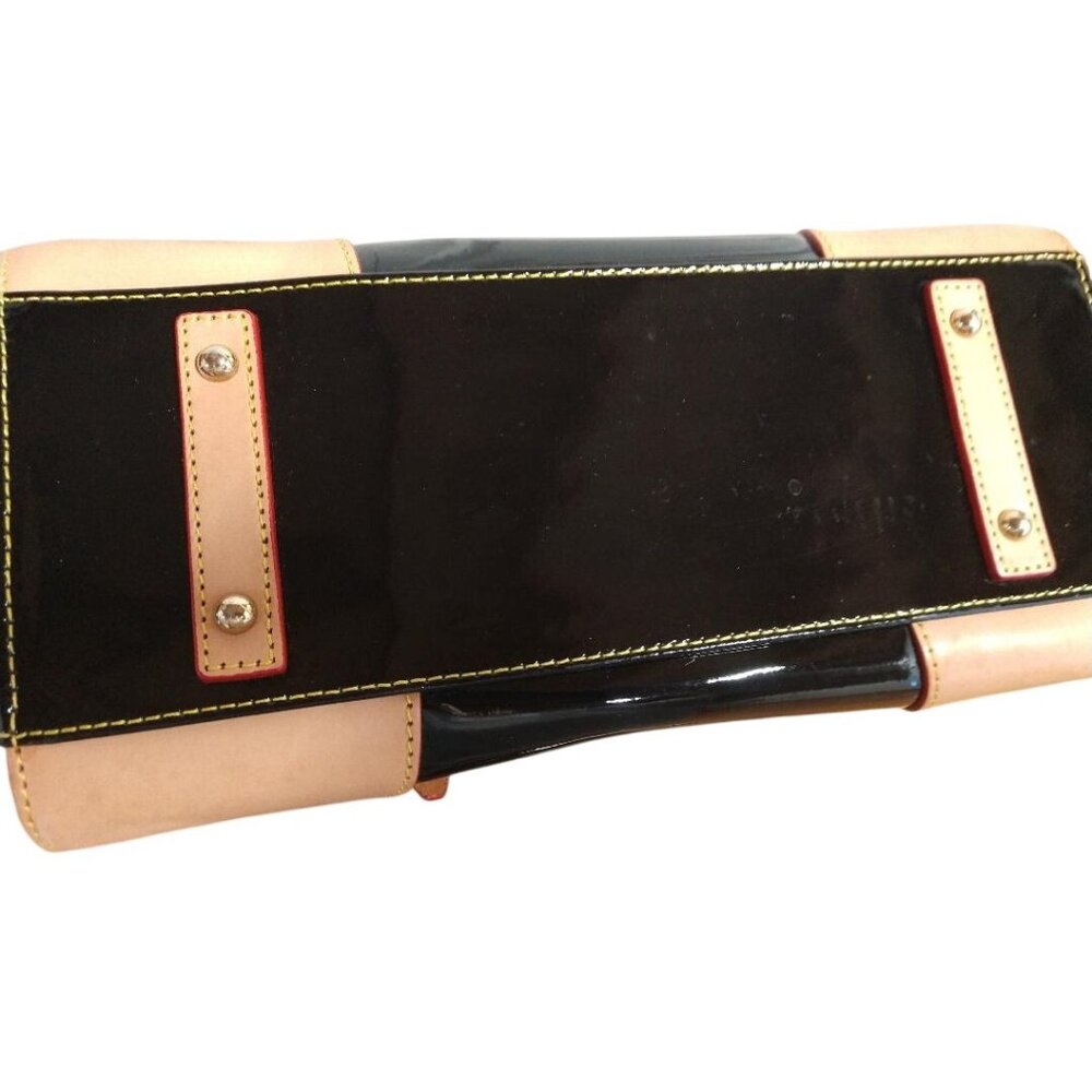 Dooney & Bourke Black & Beige Patent Leather Tote/crossbody & Wristlet Set - Picture 15 of 16